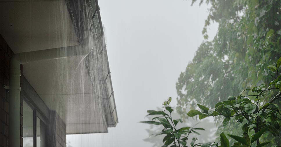 Aprenda mais sobre calhas de chuva!